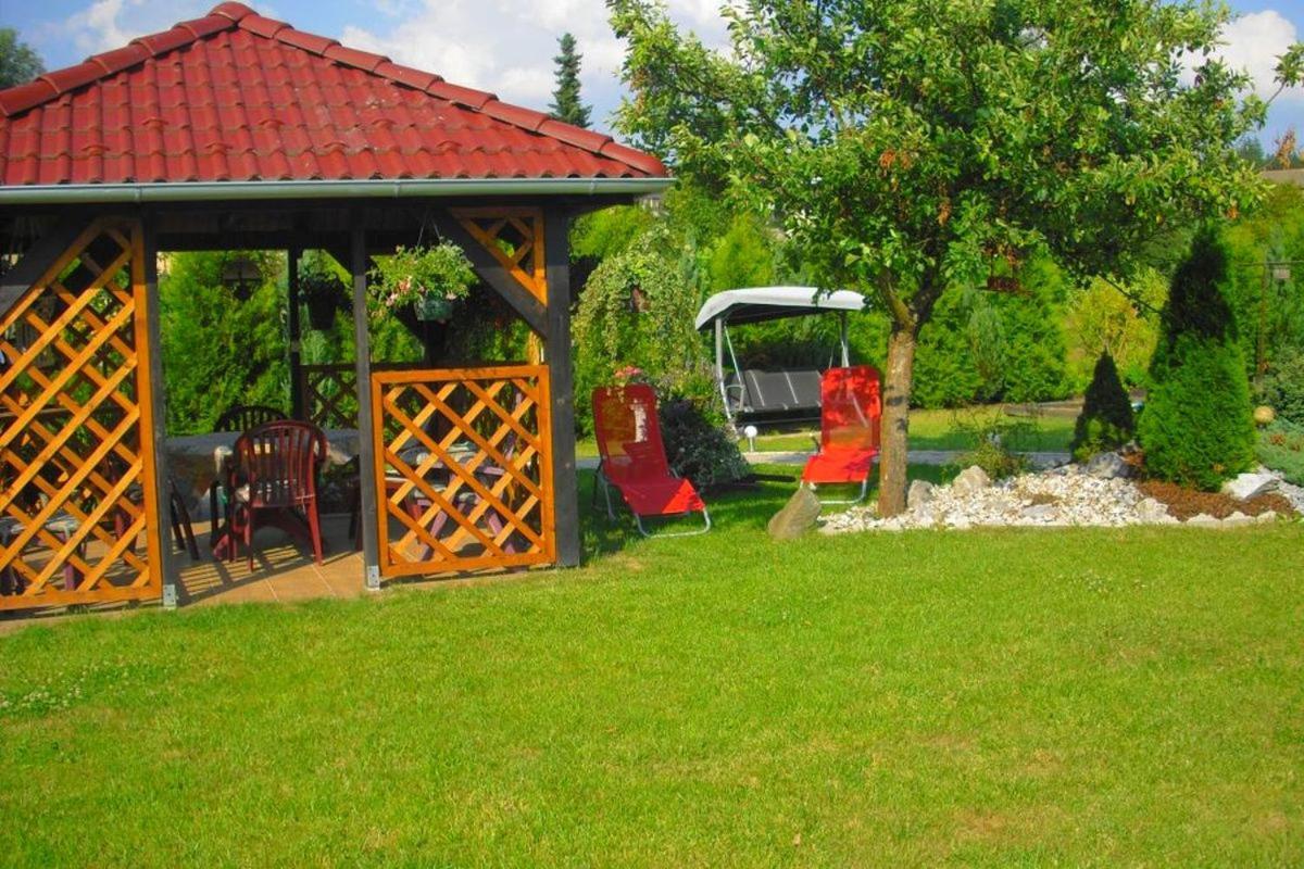 Ostrov u Macochy 优巴尔卡基旅馆酒店 外观 照片